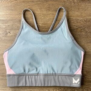 Mission Women’s Grey Light Pink Vapor Active Racerback Sports Bra, size Medium